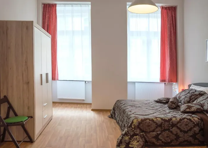 Krakovska 5 *