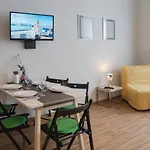 Apartment Krakovska 5 *