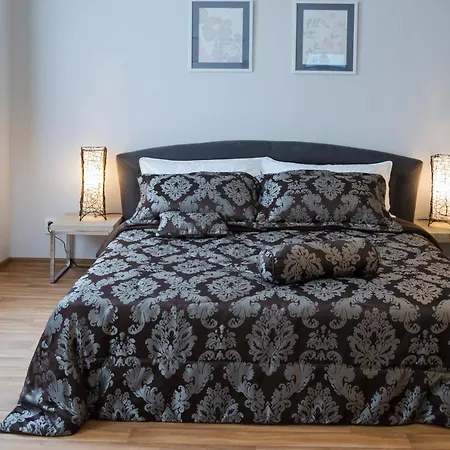 Krakovska 5 Apartament *